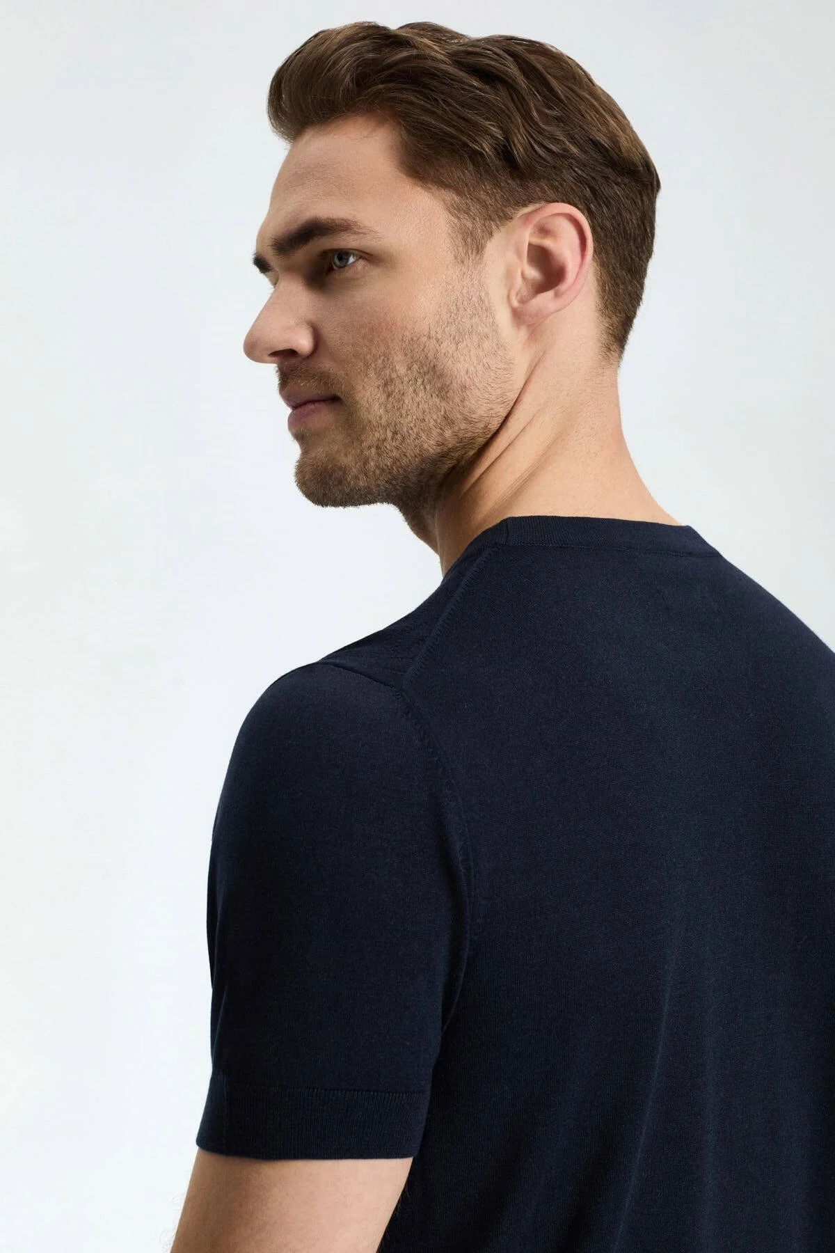 Hemington - Ajur Örgü Detaylı Bisiklet Yaka Lacivert T-Shirt (5)