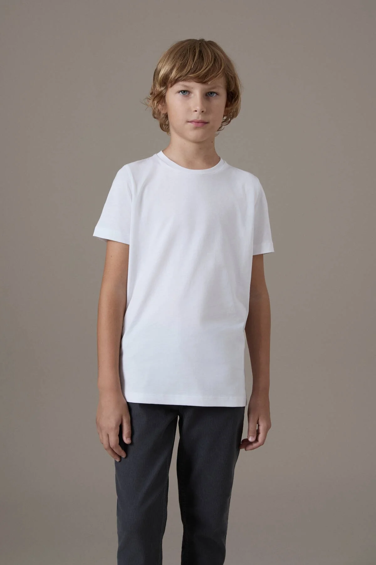 Hemington - Beyaz Bisiklet Yaka Basic Çocuk T-Shirt (2)