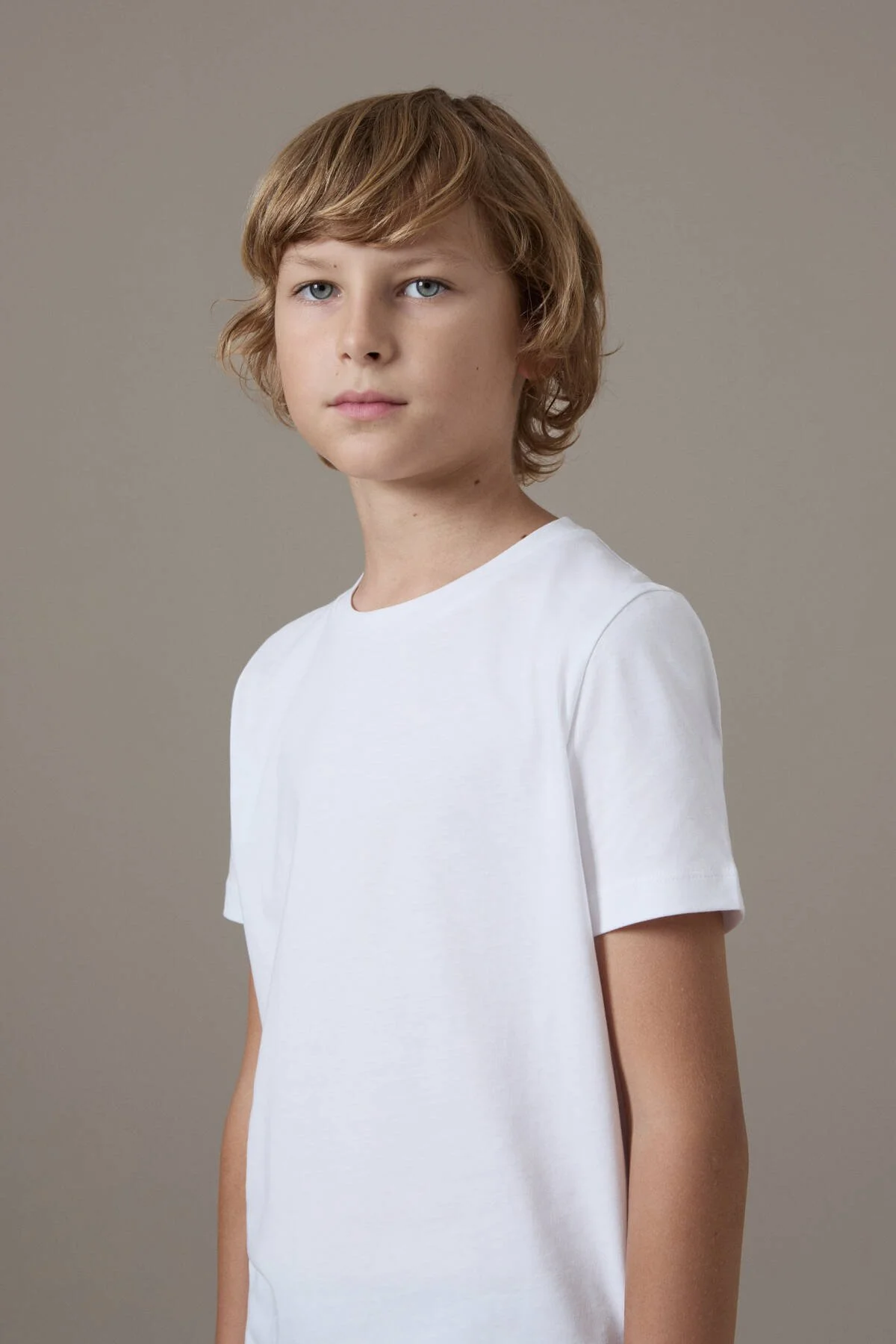 Hemington - Beyaz Bisiklet Yaka Basic Çocuk T-Shirt (4)