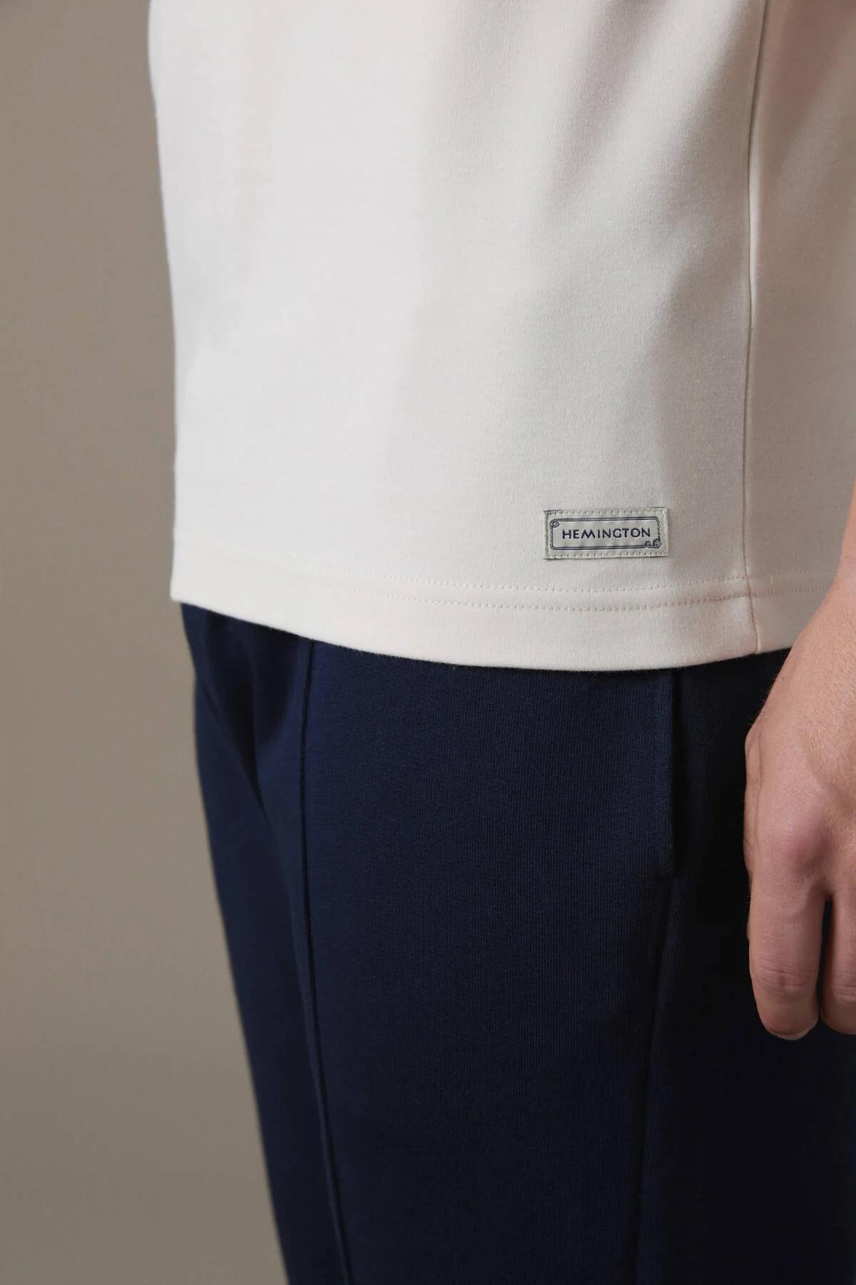 Hemington - Brushed Pamuk Rahat Kesim Bisiklet Yaka Bej T-Shirt (4)