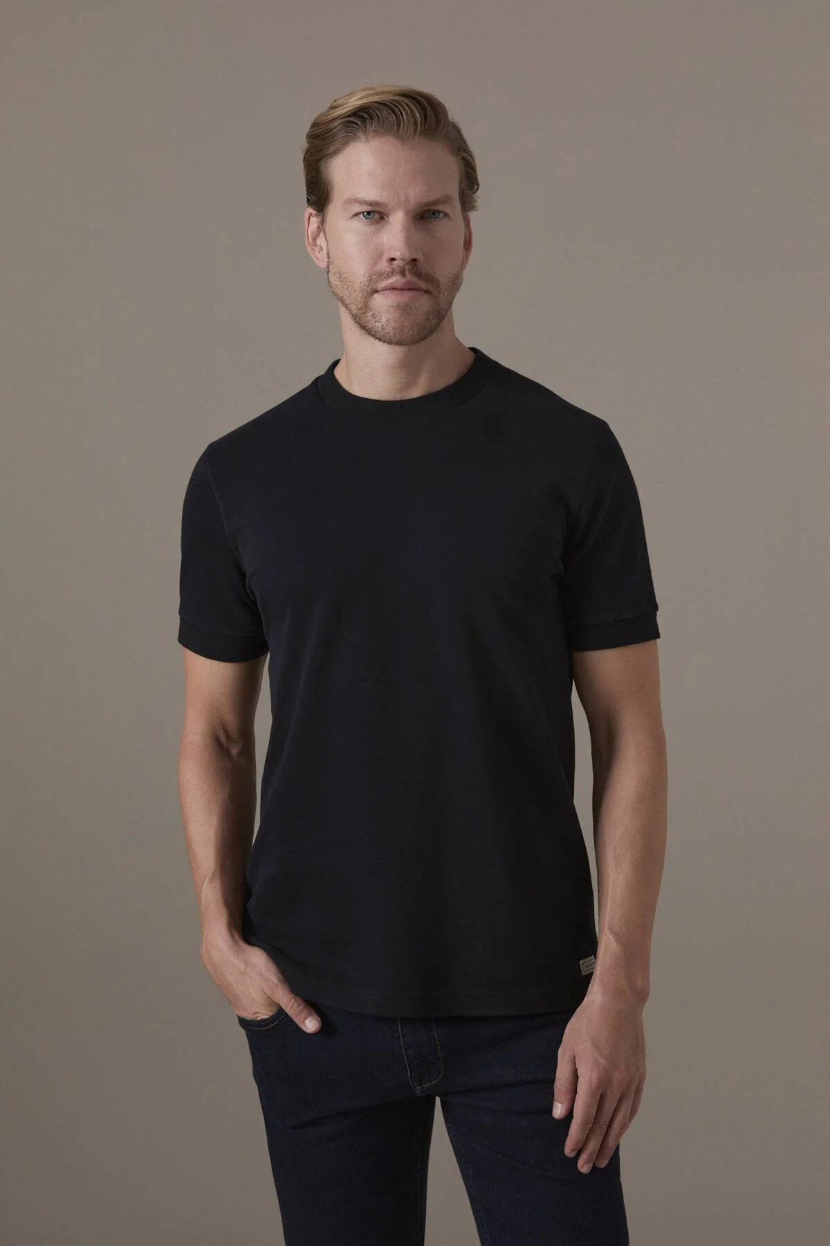 Hemington - Brushed Pamuk Rahat Kesim Bisiklet Yaka Siyah T-Shirt (1)