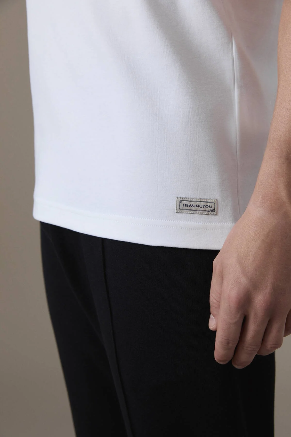 Hemington - Brushed Pamuk Rahat Kesim Bisiklet Yaka Beyaz T-Shirt (4)
