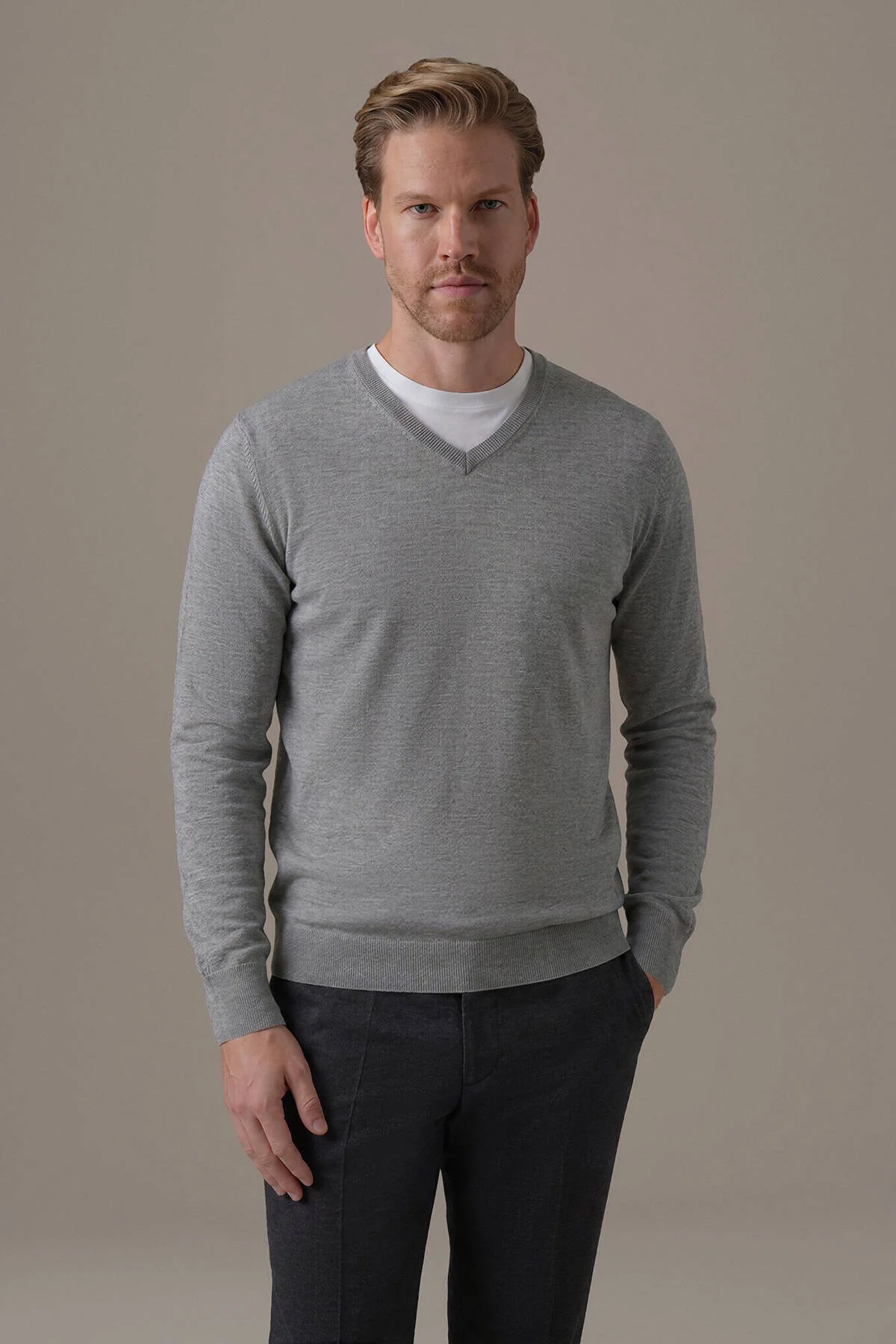 Hemington - Extrafine Merino V Yaka Açık Gri Triko (1)