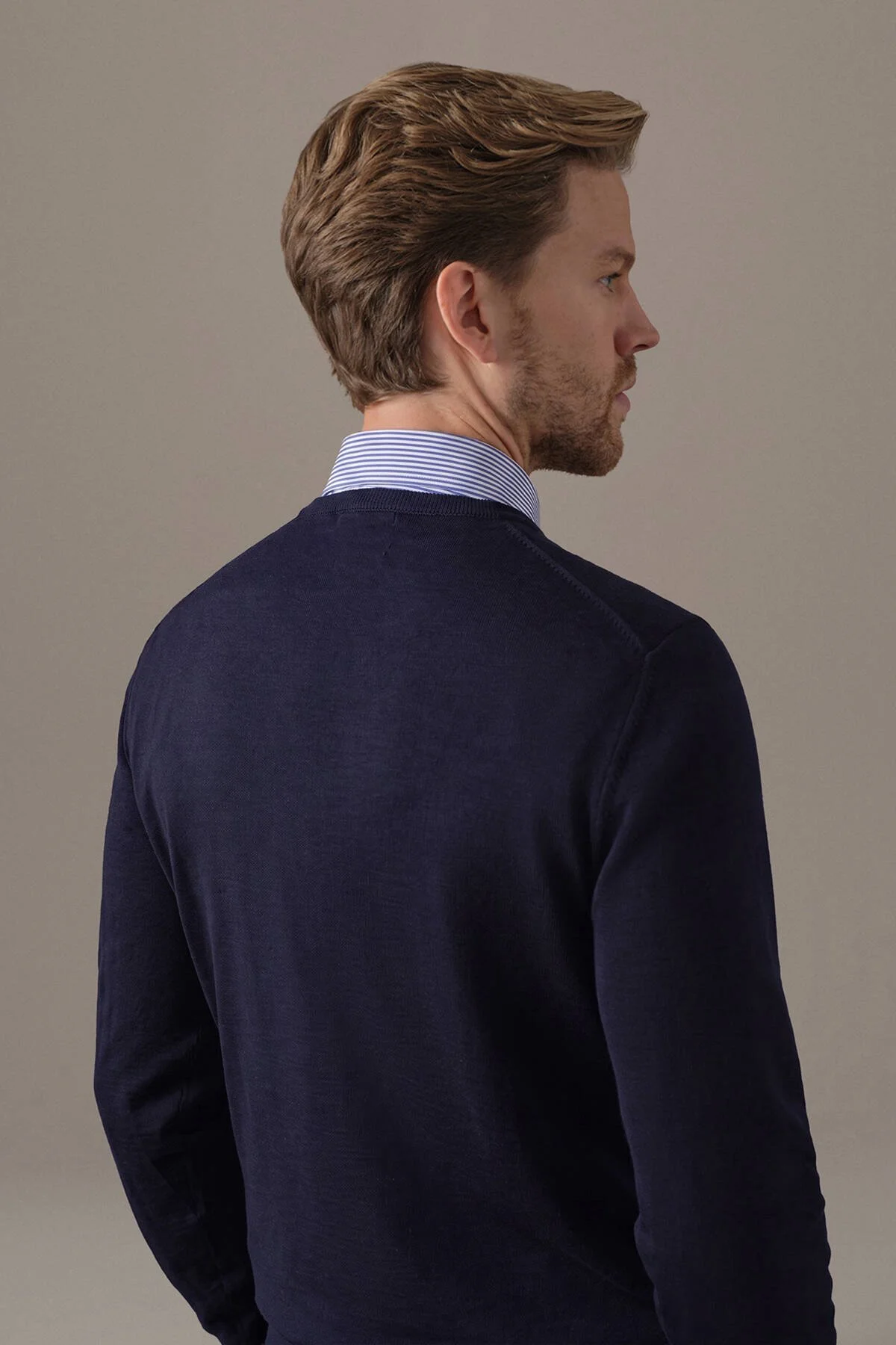 Hemington - Extrafine Merino V Yaka Lacivert Triko (4)