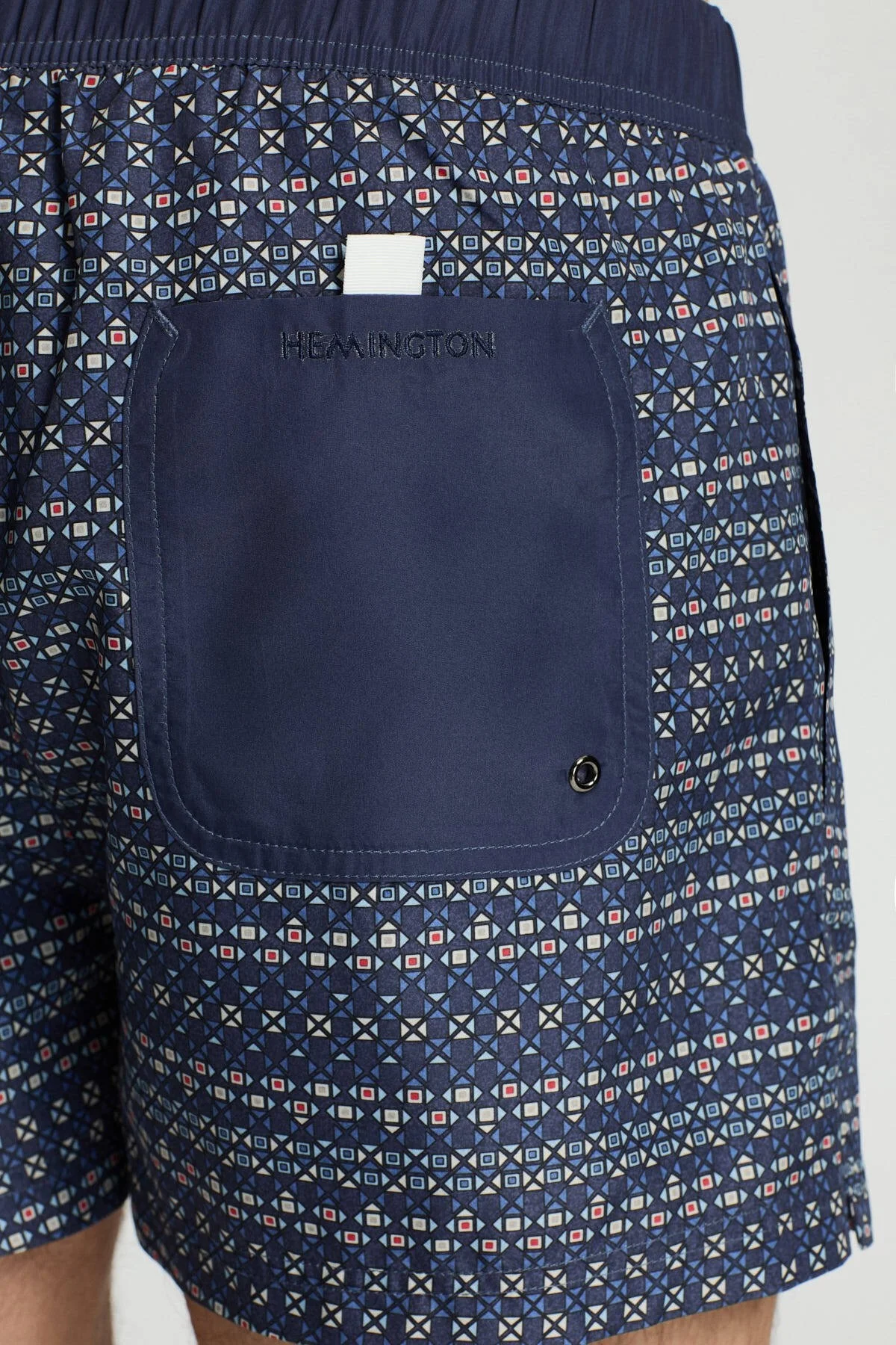 Hemington - Geometrik Desen Lacivert Quick Dry Mayo (5)