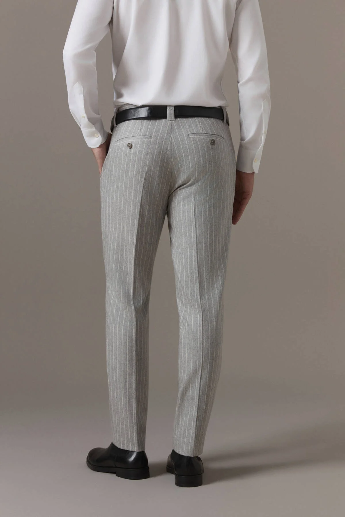 Hemington - Gri Beyaz Chalkstripe Desen Flanel Pantolon (4)