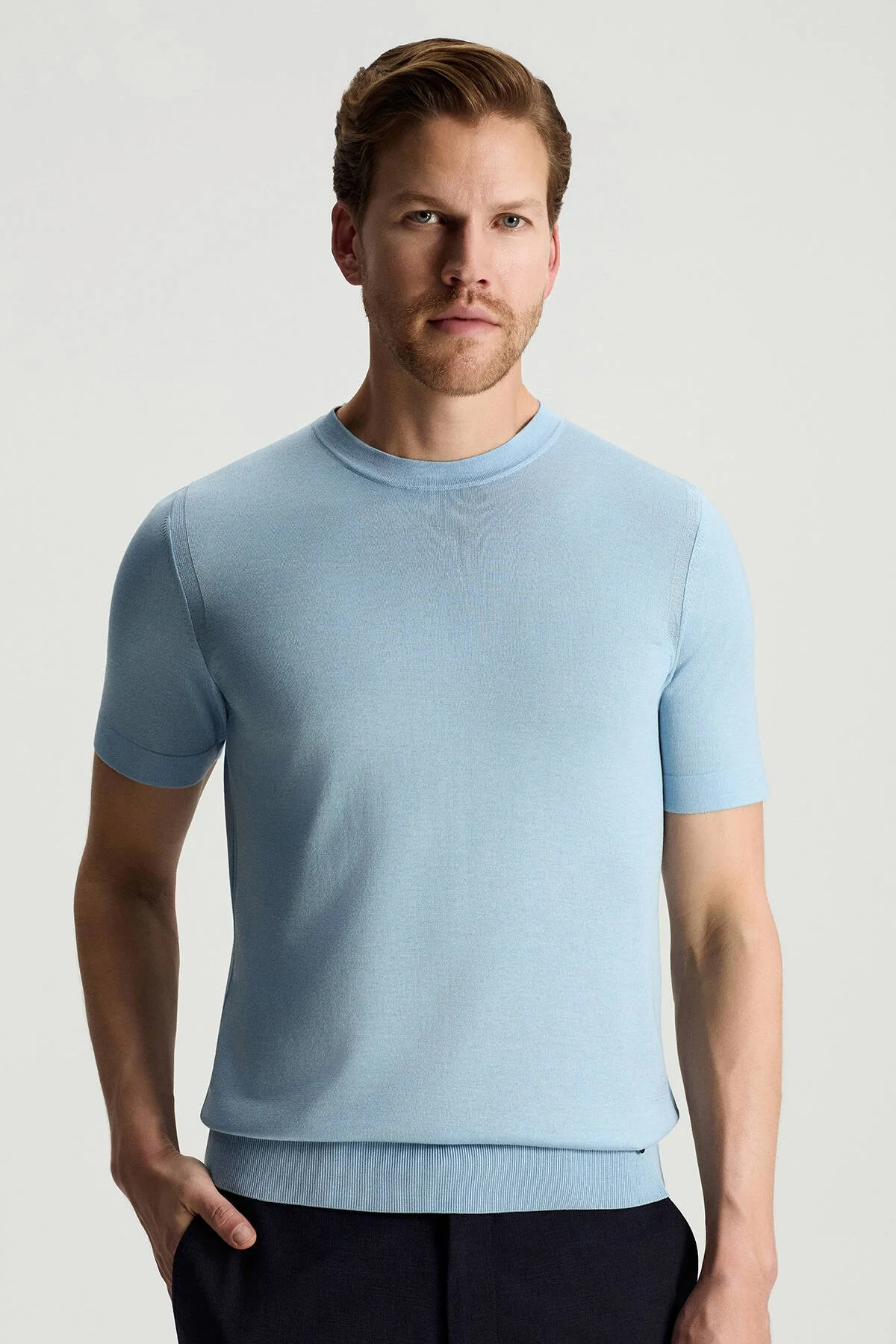 Hemington - İpek Karışımlı Bisiklet Yaka Açık Mavi Triko T-Shirt (1)