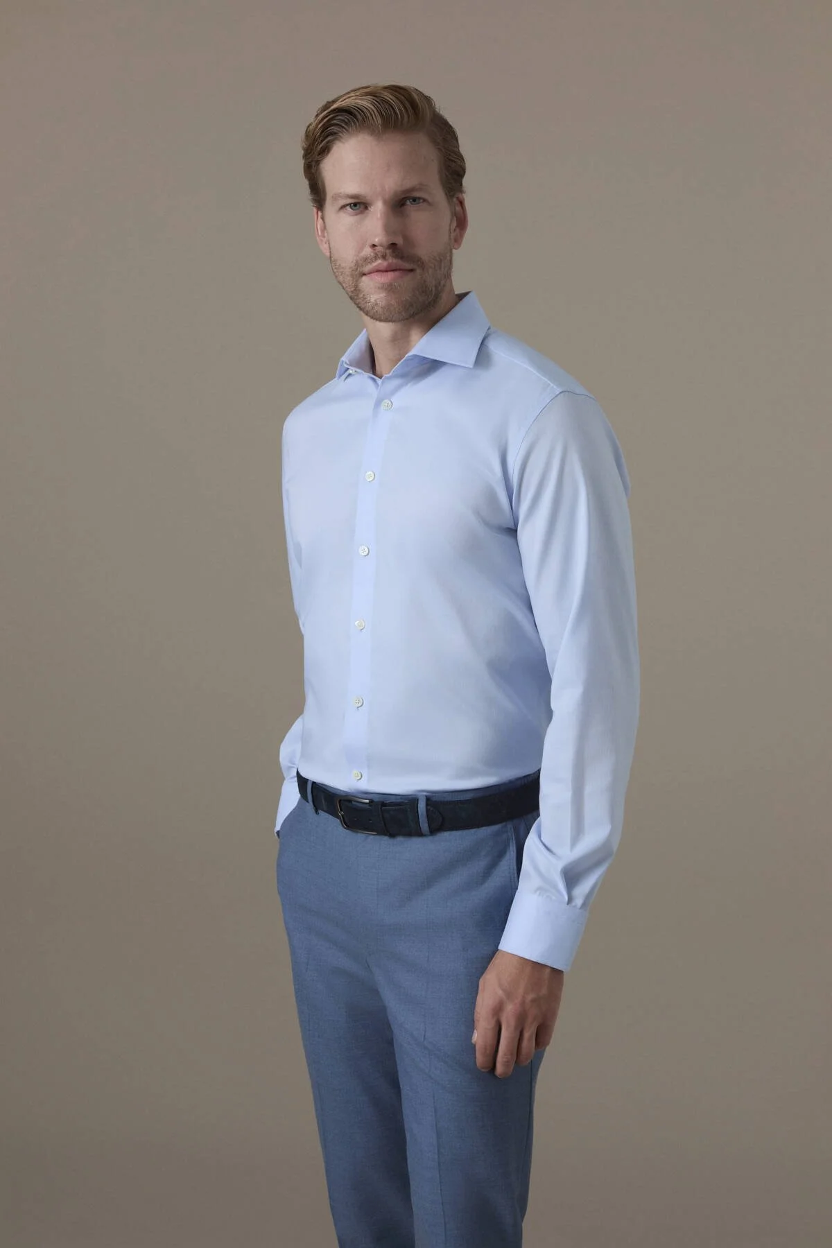 Hemington - Kuş Gözü Dokulu Non-Iron Gizli Düğme Açık Mavi Gömlek (1)