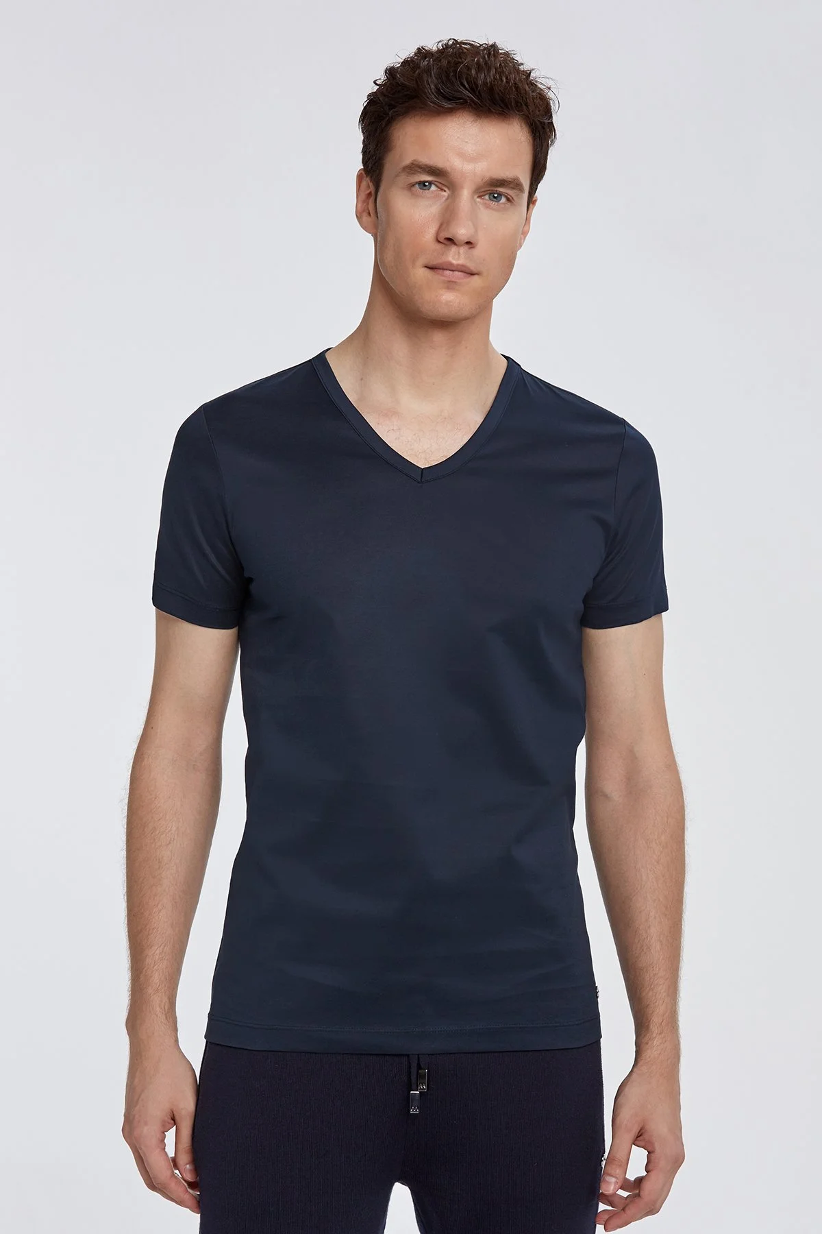 Hemington - V Yaka Lacivert Basic T-Shirt (1)