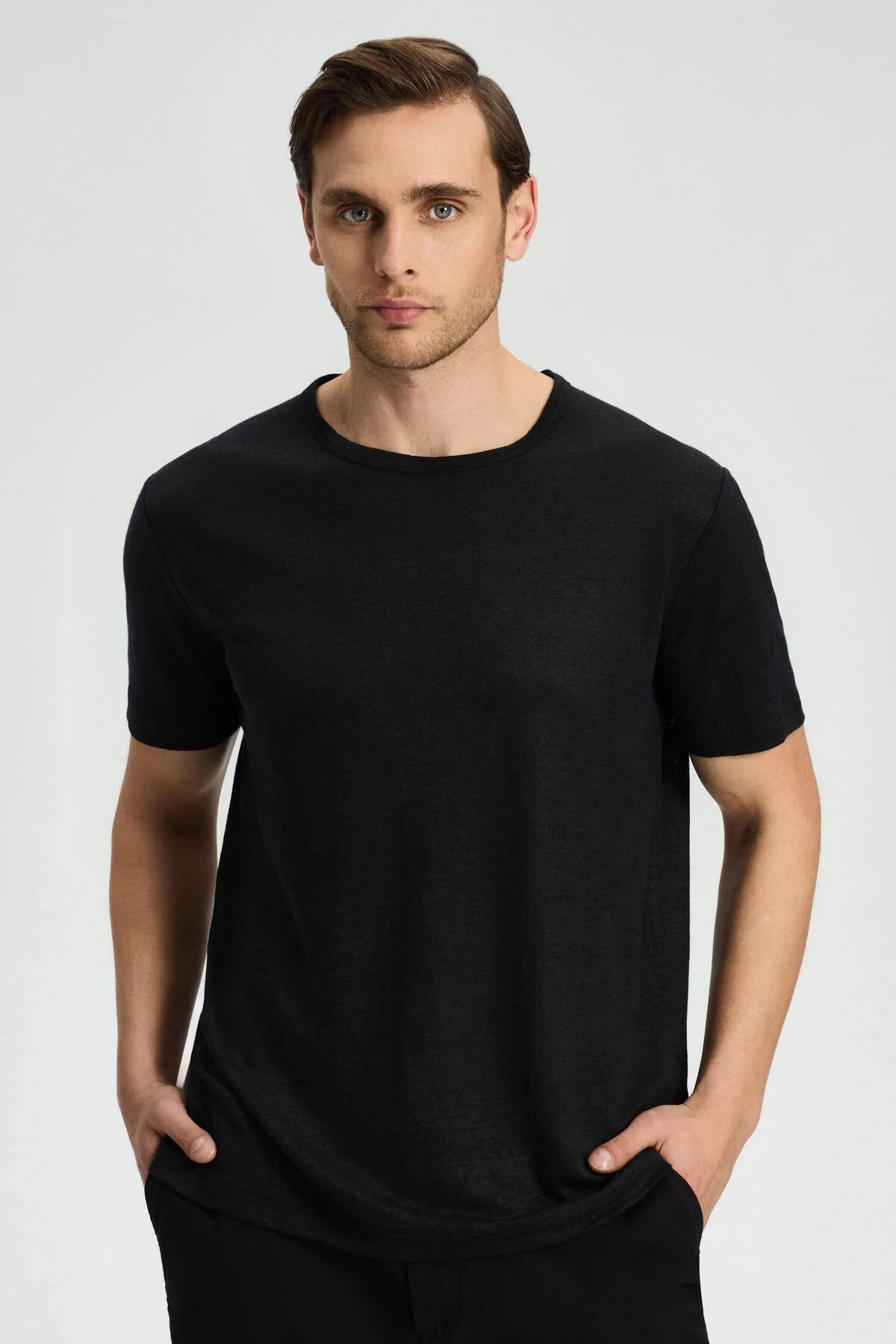 Hemington - Saf Keten Siyah Bisiklet Yaka T-Shirt (1)