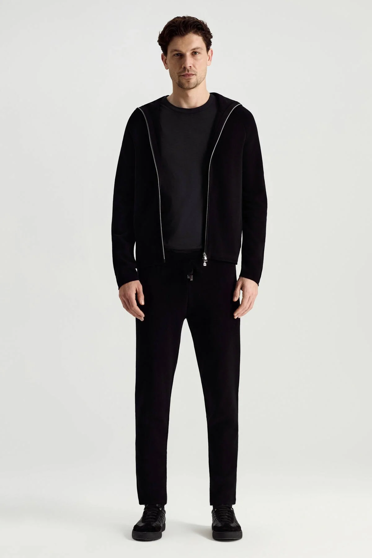 Hemington - Saf Pamuk Kapüşonlu Slim Fit Siyah Hırka (2)