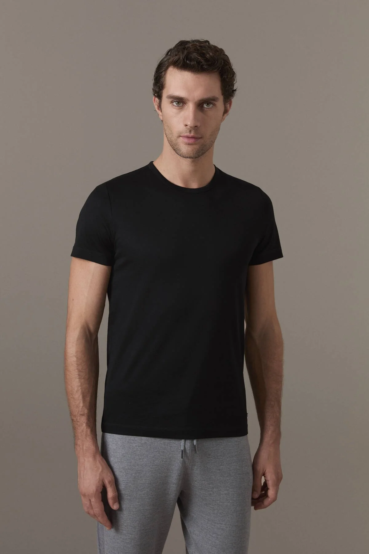 Hemington - Superfine Pamuk Bisiklet Yaka Siyah Basic T-Shirt (1)
