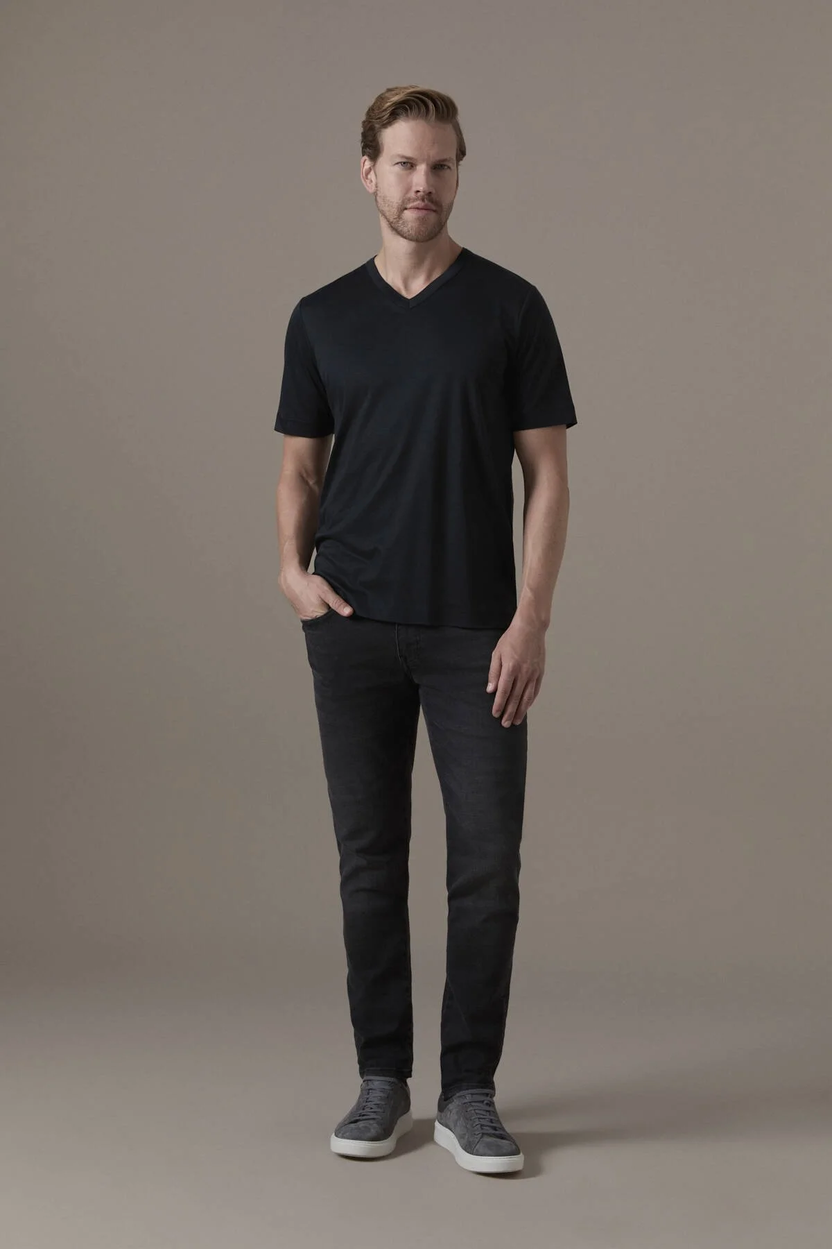 Hemington - Supima Pamuk V Yaka Tencel Siyah T-Shirt (2)