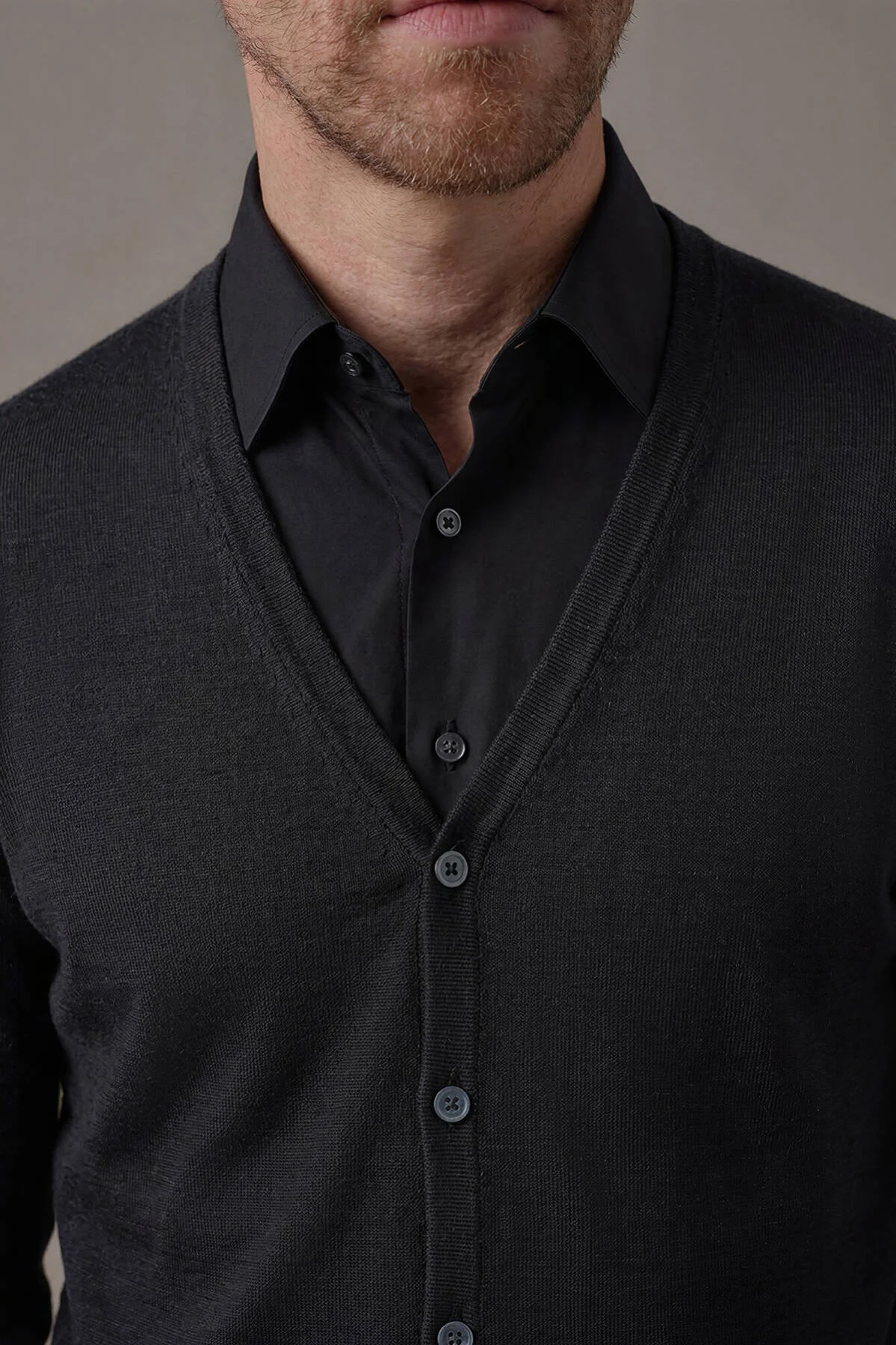 Hemington - Ultrafine Merino Yünü Siyah Triko Hırka (3)