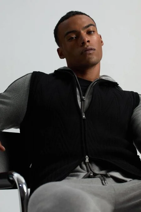 Activewear Merino Yün Siyah Yelek