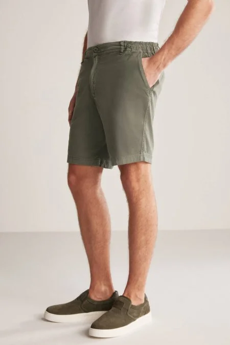 Beli Lastikli Haki Şort