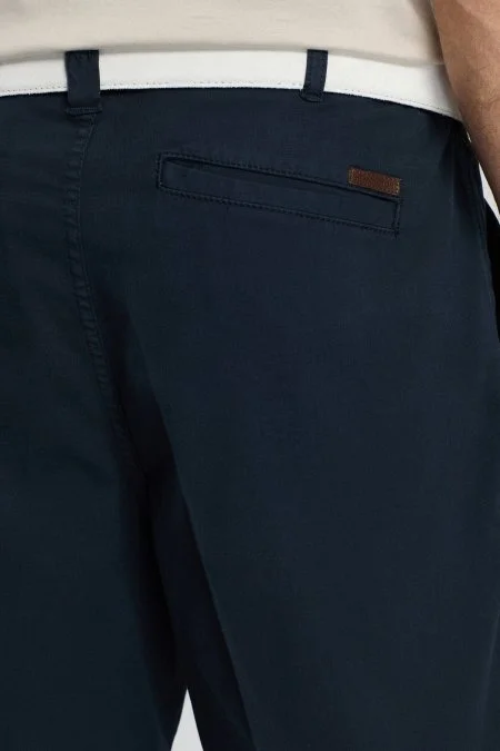 Beli Lastikli Lacivert Şort