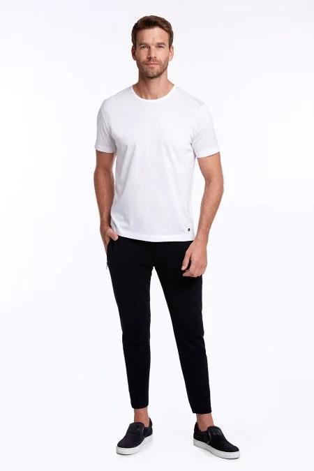 Beyaz Bisiklet Yaka Basic T-Shirt