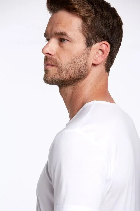 Beyaz Bisiklet Yaka Basic T-Shirt