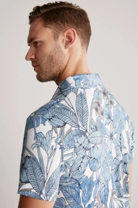 Çiçek Desen Mavi Polo Yaka T-Shirt