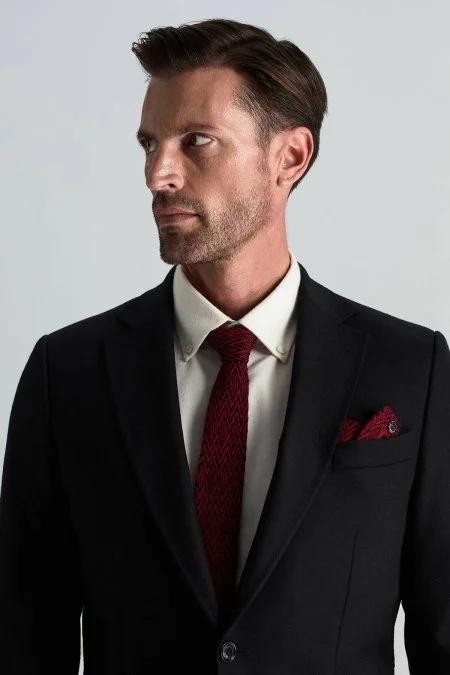 Çizgi Desenli İpek Karışım Siyah-Kırmızı Örgü Kravat