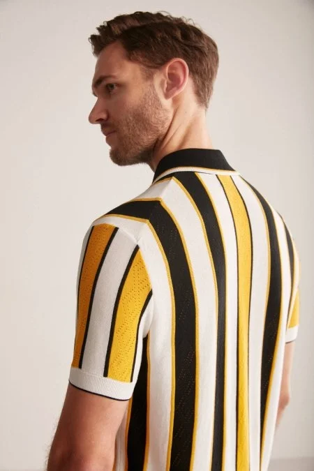 Çizgi Desen Siyah-Beyaz Triko Polo