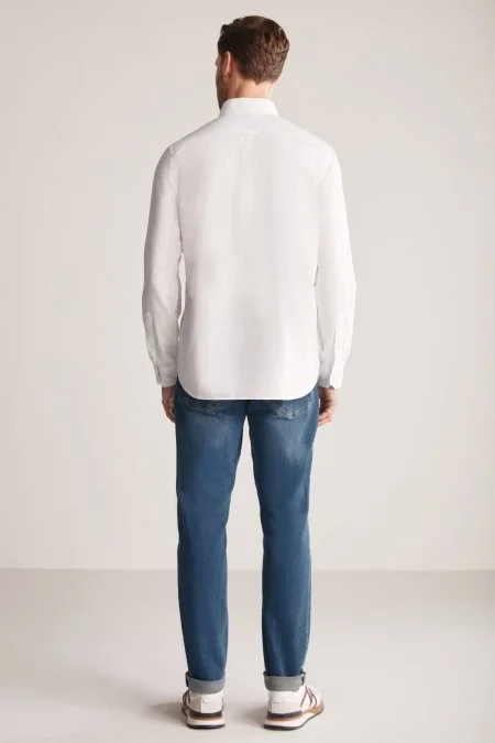 Düğmeli Yaka Saf Pamuk Beyaz Gömlek