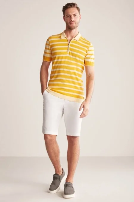 Fermuar Detaylı Çizgi Desen Sarı Triko Polo