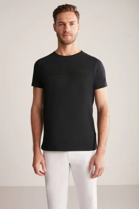 Hemington Kabartma Baskılı Siyah Pima Pamuk T-Shirt Hemington Kabartma Baskılı Siyah Pima Pamuk T-Shirt