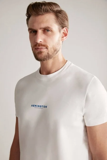 Hemington Logolu Bisiklet Yaka Beyaz T-Shirt