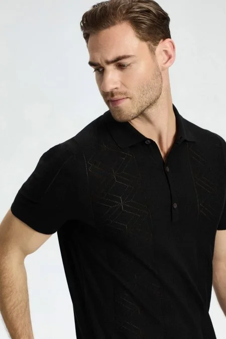 İpek Karışım Ajur Örgü Detaylı Siyah Triko Polo