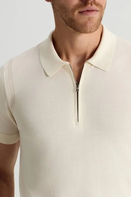 İpek Pamuk Karışım Fermuar Detaylı Beyaz Triko Polo