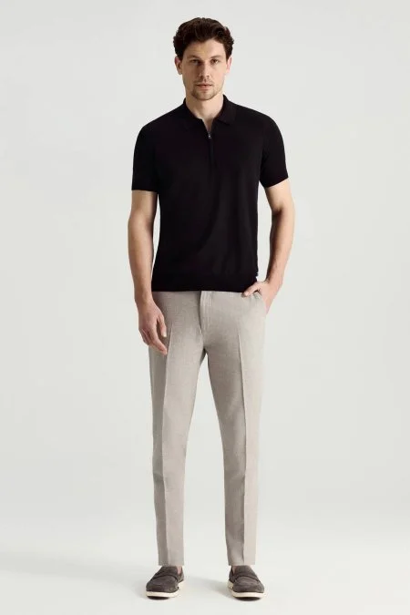 İpek Pamuk Karışım Fermuar Detaylı Siyah Triko Polo