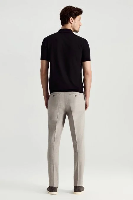 İpek Pamuk Karışım Fermuar Detaylı Siyah Triko Polo