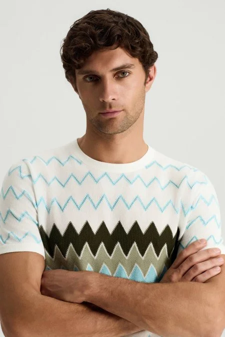 İtalyan İplik Zigzag Desen Beyaz Triko T-Shirt