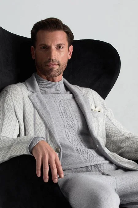 Kaşmir-İpek-Yün Karışım M Desenli Açık Gri Triko Blazer Ceket