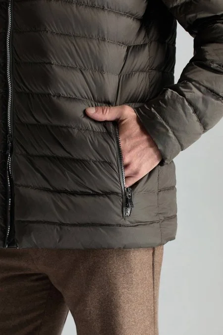 Kaz Tüyü Dolgulu Kahverengi İnce Spor Mont