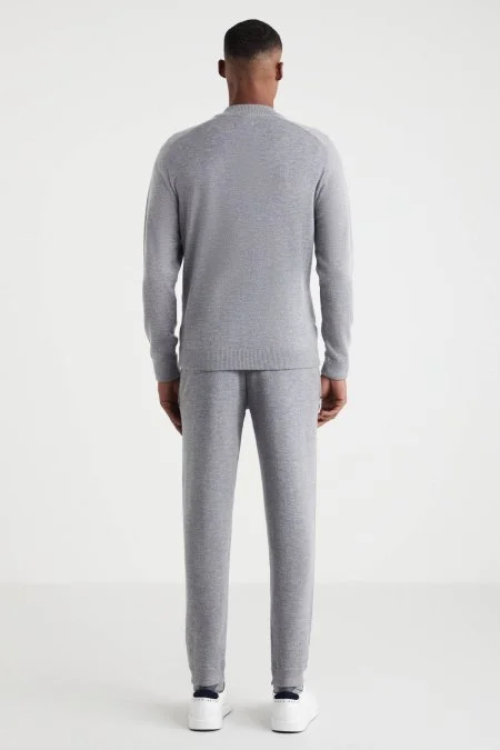 Kolları Şerit Detaylı Fermuarlı Gri Triko Spor Ceket