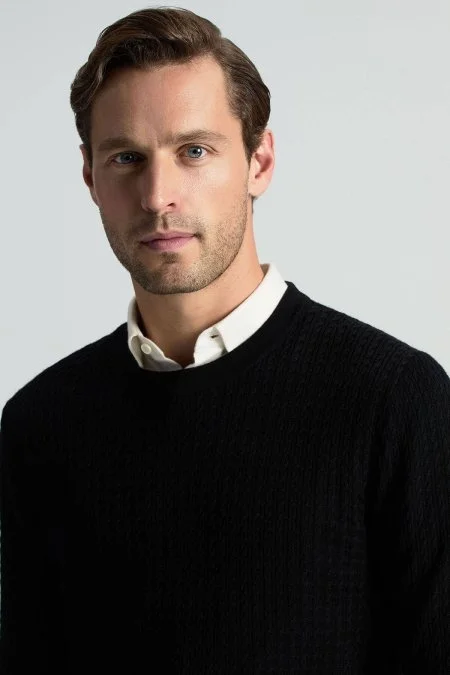 Merino Yün İpek Karışım Örgü Desen Siyah Triko