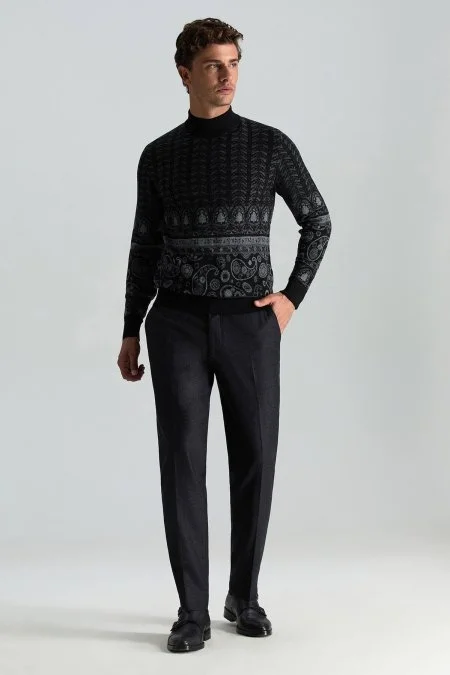 Merino Yün İpek Karışım Paisley Desen Lupetto Yaka Siyah Triko Kazak