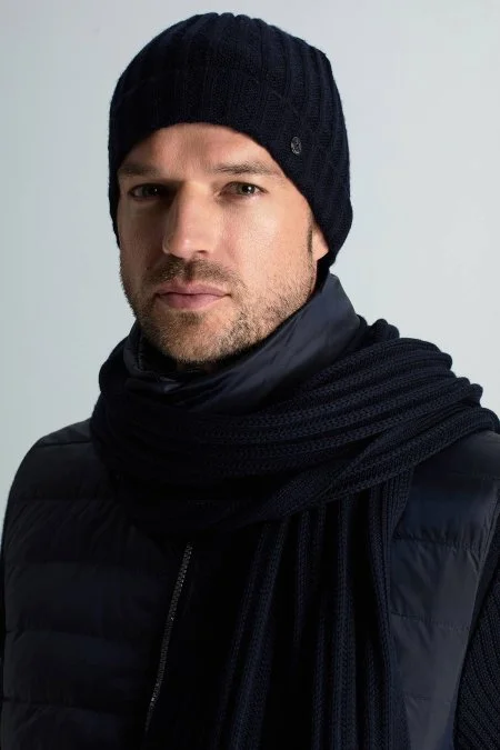 Örgü Desenli Lacivert Merino Yün Su İtici Bere