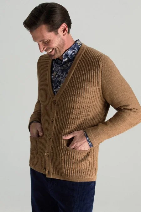 Merino Yünü Şerit Desenli Camel Triko Hırka