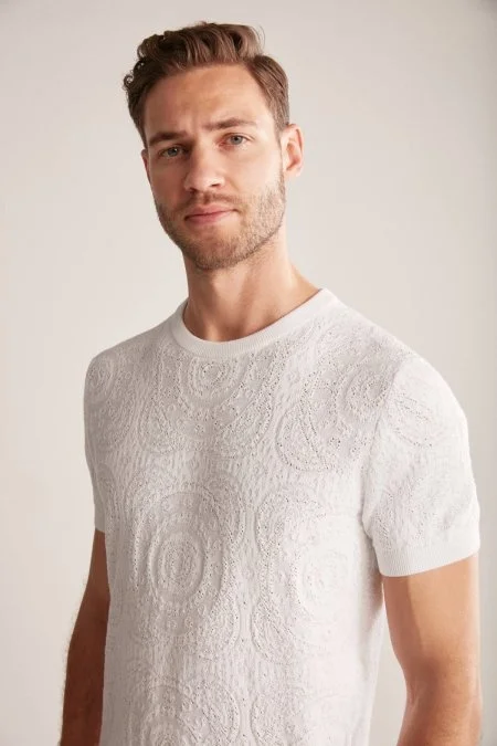 Örgü Desen Beyaz Bisiklet Yaka Triko T-Shirt