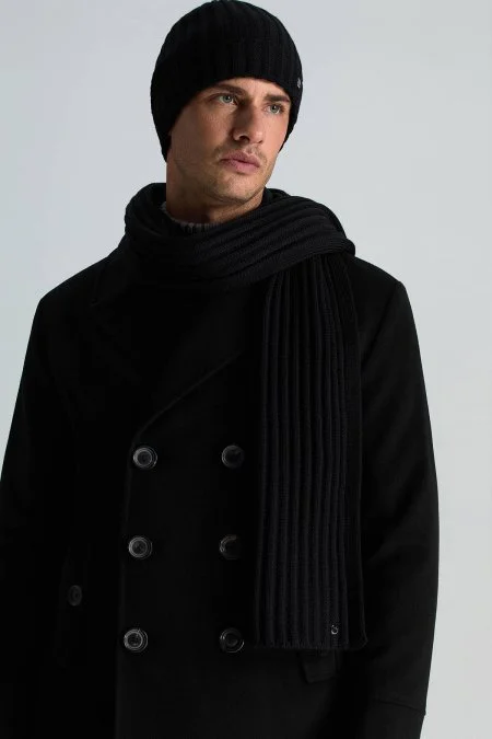 Örgü Desenli Merino Yün Siyah Atkı