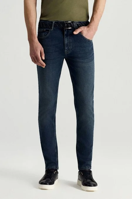 Pamuk Karışım Slim Fit Lacivert Taşlanmış Denim Pantolon