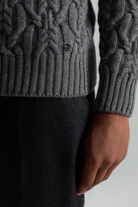 Saf Kaşmir Lupetto Yaka Saç Örgü Desenli Koyu Gri Kazak