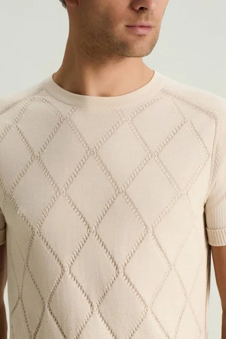 Saf Pamuk Argyle Örme Desen Bisiklet Yaka Bej Triko T-Shirt