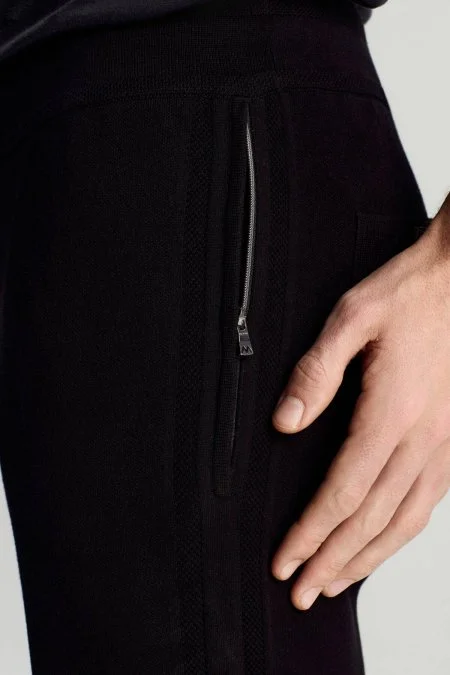 Saf Pamuk Bağcık Detaylı Siyah Slim Fit Triko Pantolon