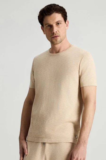 Saf Pamuk Bisiklet Yaka Krem Rengi Triko T-Shirt