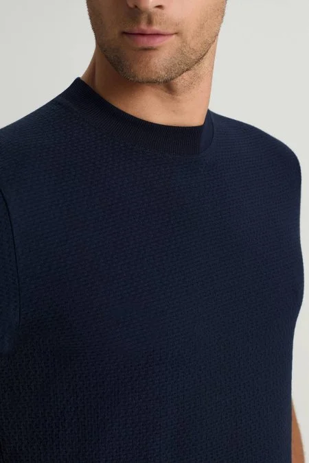 Saf Pamuk Jakar Desenli Bisiklet Yaka Lacivert T-Shirt